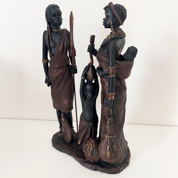 Vintage African Tribal Carved Figurine & Decor Set – 6 Pieces - Picture 6 of 6